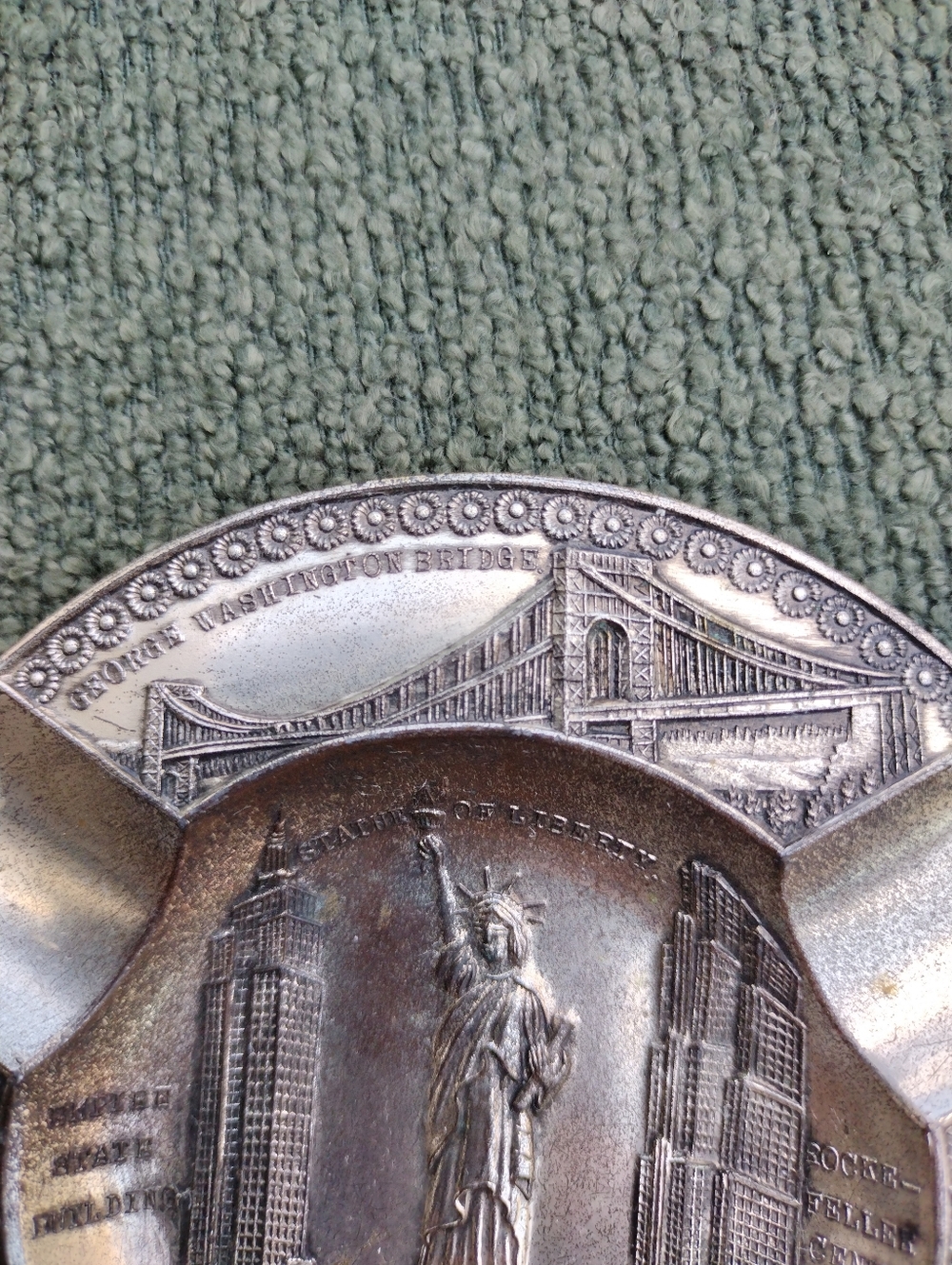 NYC Souvenir Metal Ashtray-Made In Occupied Japan - Picture 3 of 11